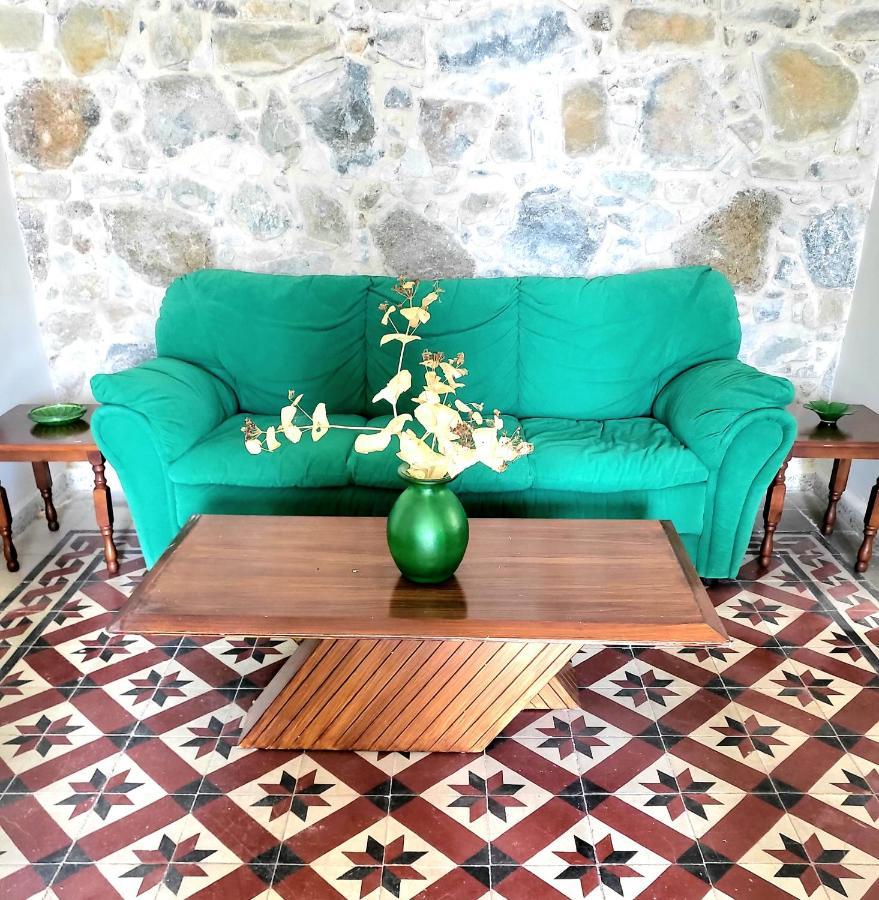 Theplatres.Nest Villa Екстериор снимка